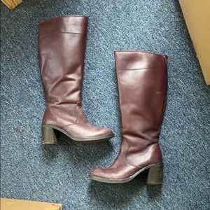 Leather riding boots